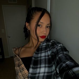 Meet your Posher, Dayra